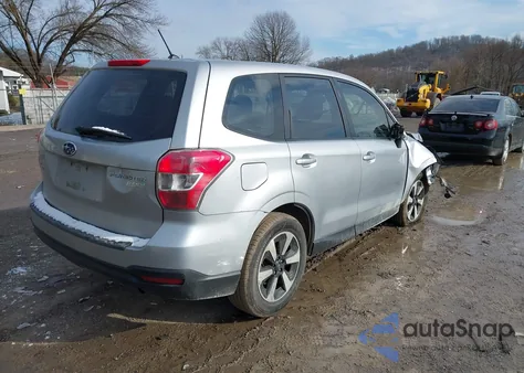 2014 Subaru Forester 2.5I from USA, damaged, VIN JF2SJAAC9EH404803